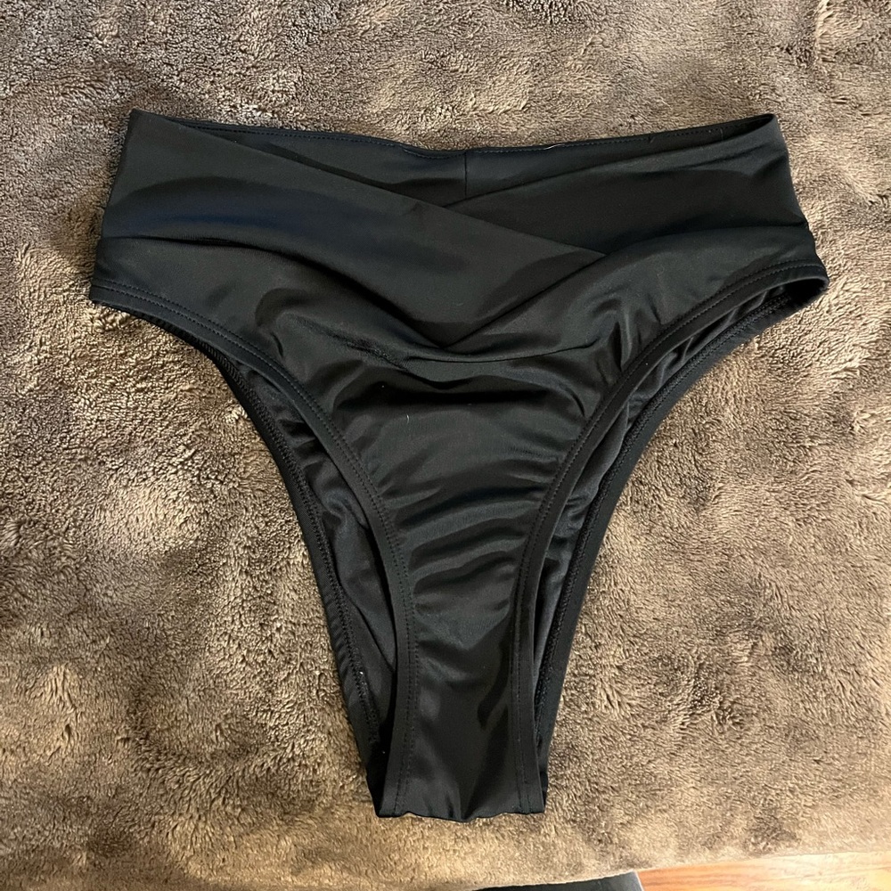 Aerooostale size XS NWOT high waisted bikini bottom‎